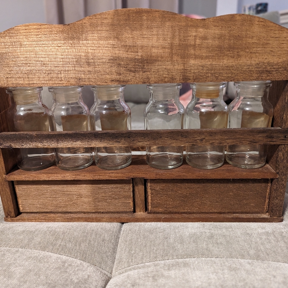 Spice Rack - Picture 3 of 4